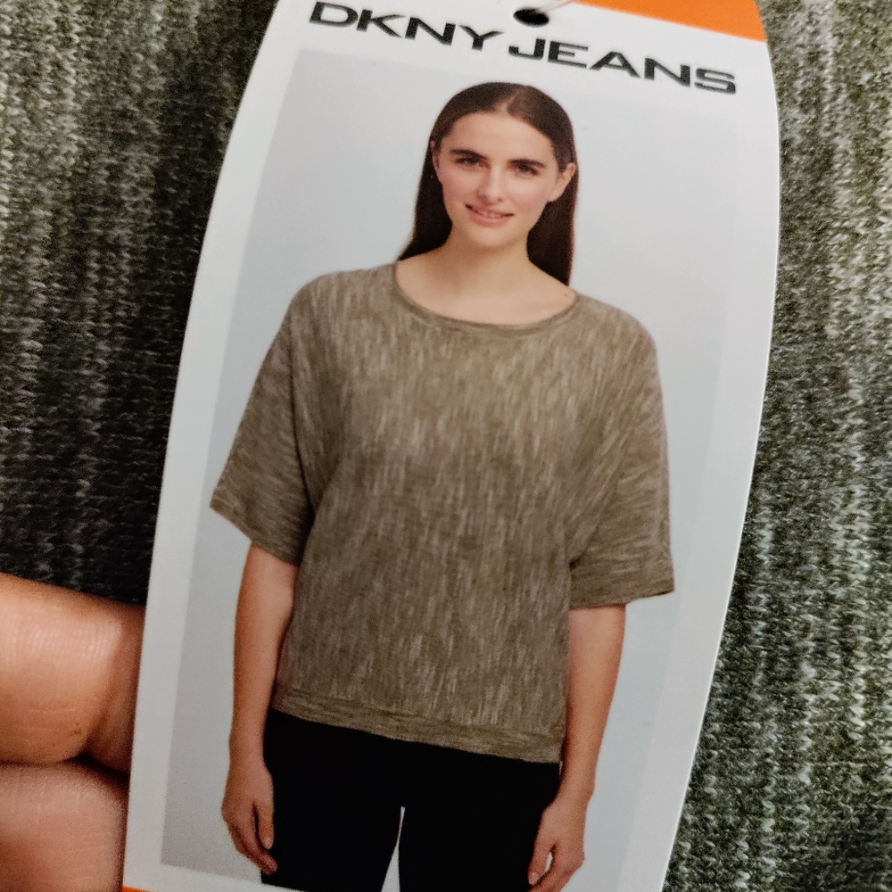 Dkny sweater shirt